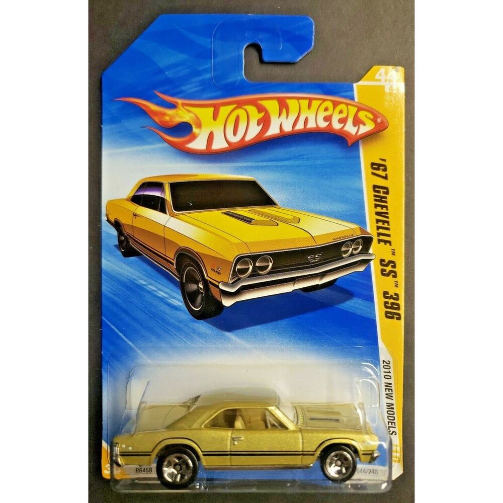 2010 Hot Wheels 1967 Chevy Chevelle SS 396 Pewter #44 HW13β
